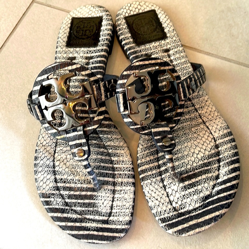 TORY BURCH Miller Sandal rare navy blue and white striped size 10